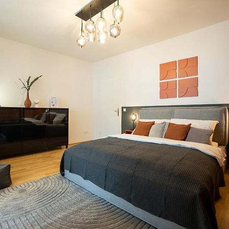 Bright Stylish Apartment With A Huge Terrace In A Top Location Vienna Exterior photo
