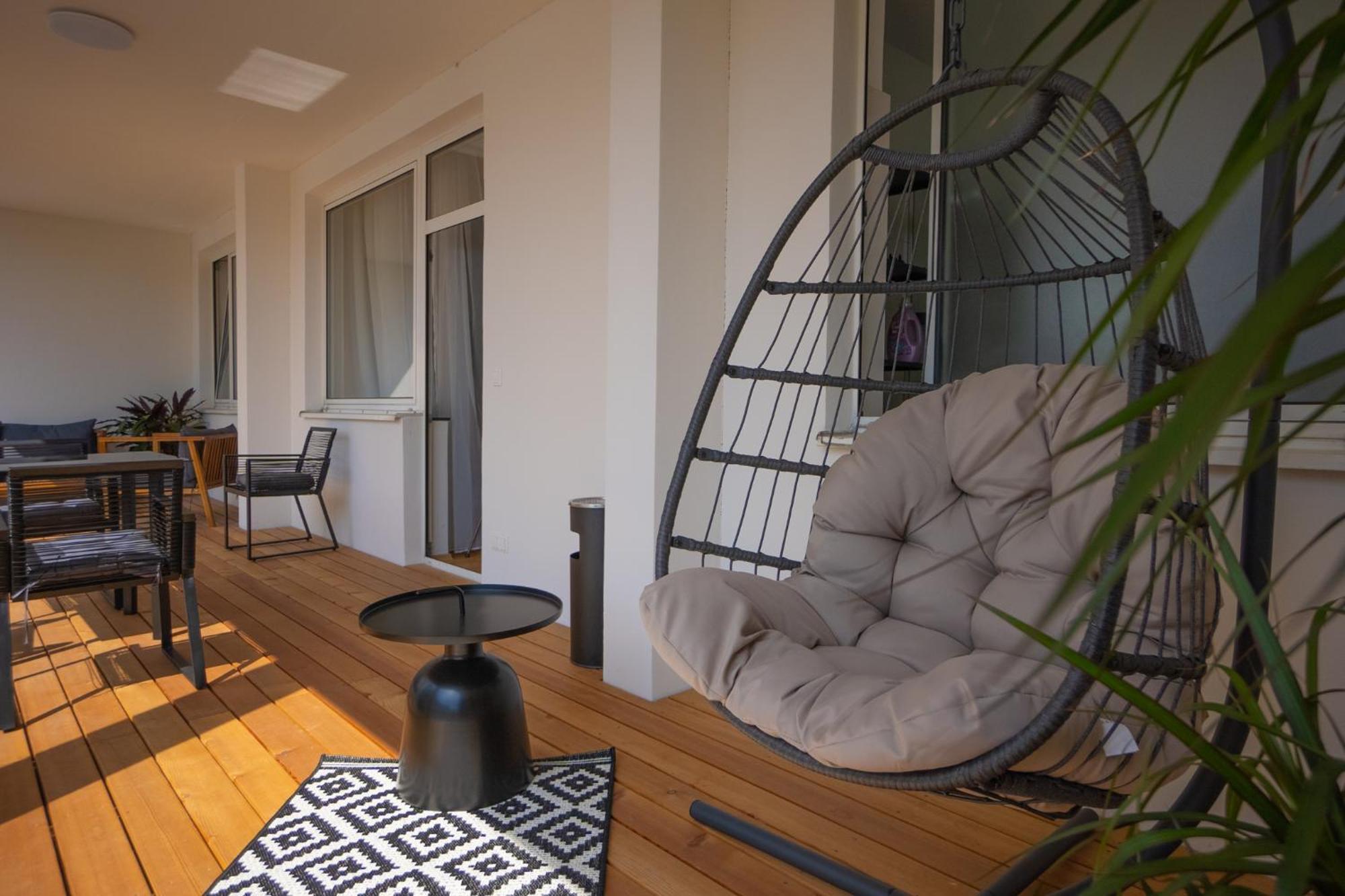 Bright Stylish Apartment With A Huge Terrace In A Top Location Vienna Exterior photo