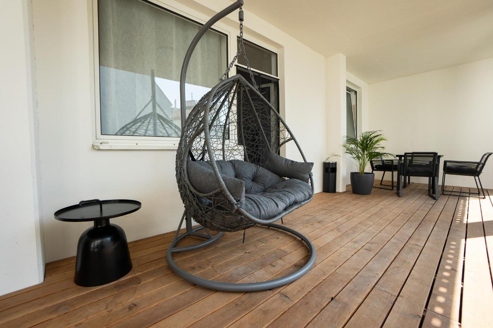 Bright Stylish Apartment With A Huge Terrace In A Top Location Vienna Exterior photo