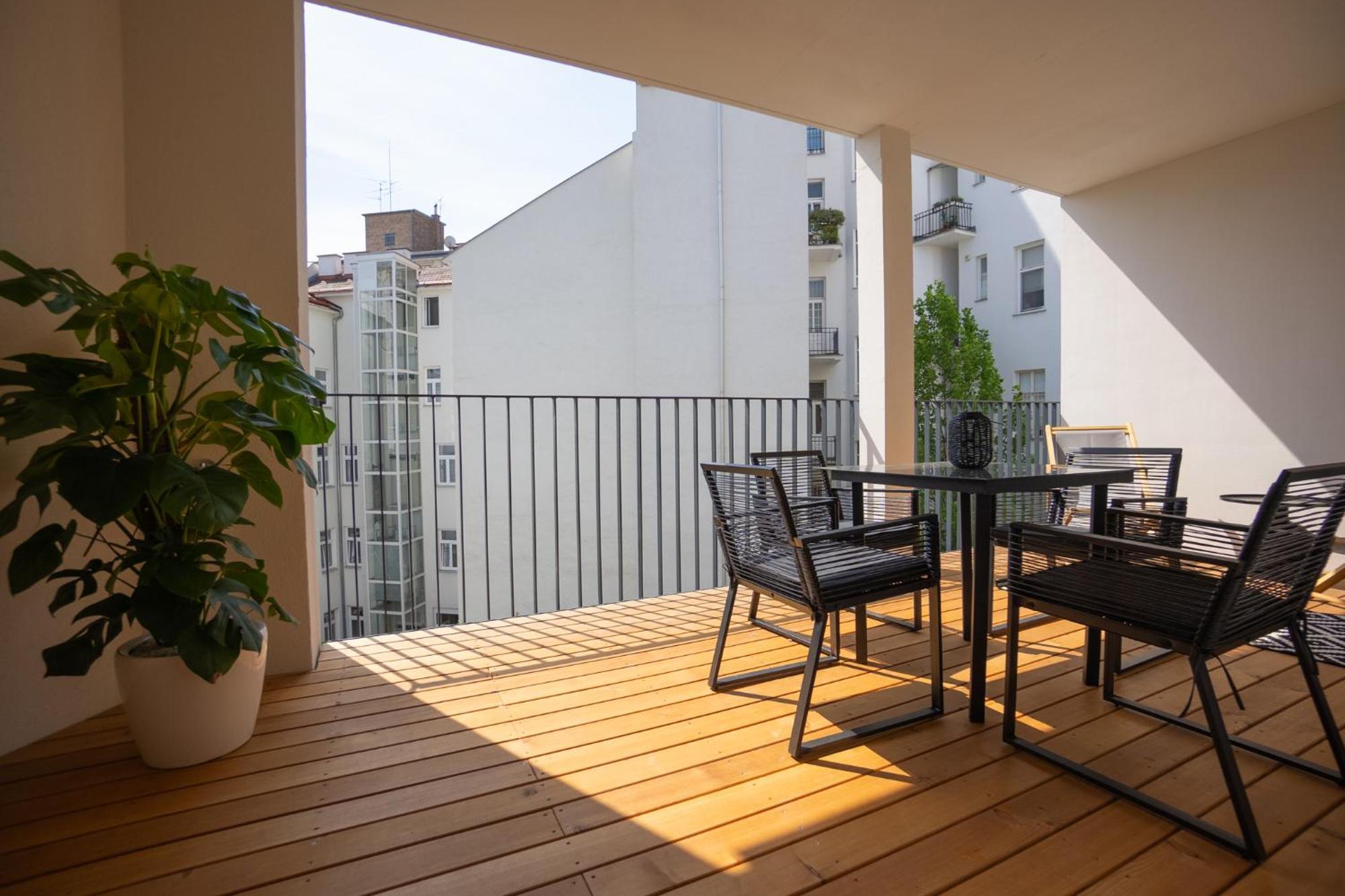 Bright Stylish Apartment With A Huge Terrace In A Top Location Vienna Exterior photo